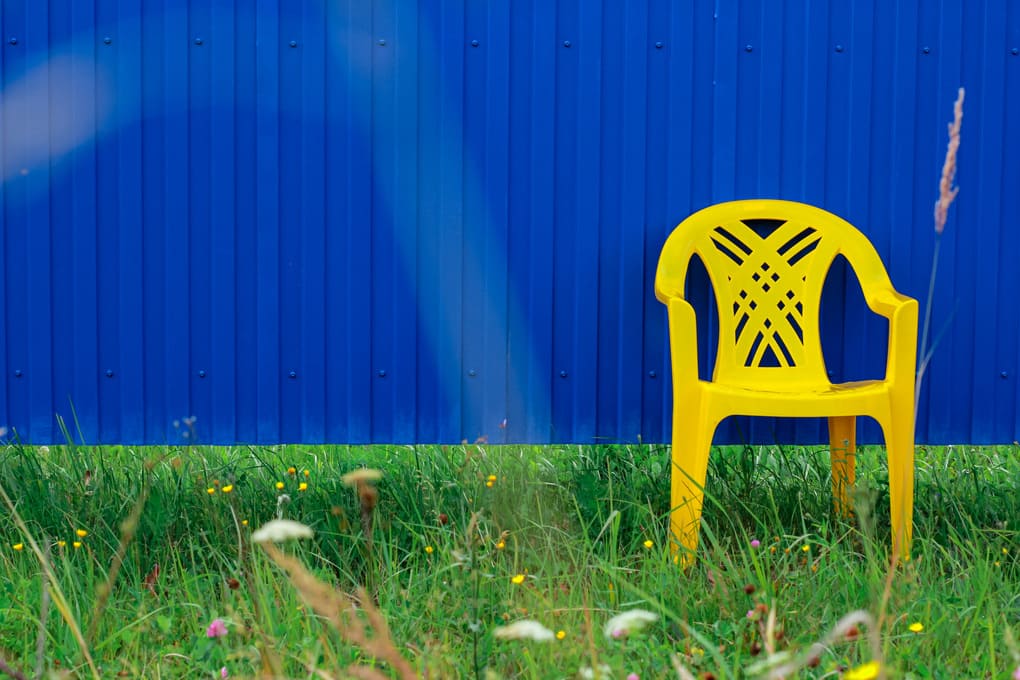 Muebles plásticos en El Salvador: una opción moderna para cualquier espacio